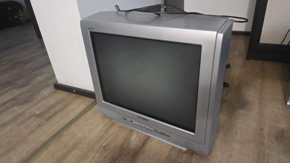 Продавам няколко телевизора Panasonic