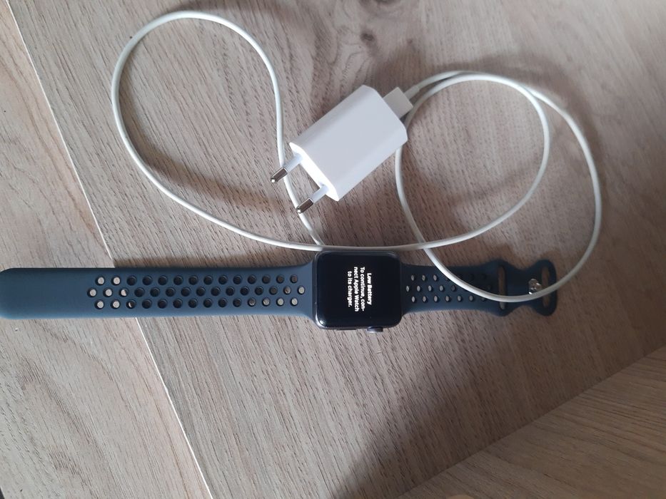 Apple Watch Series 2 Nike+ 42 мм