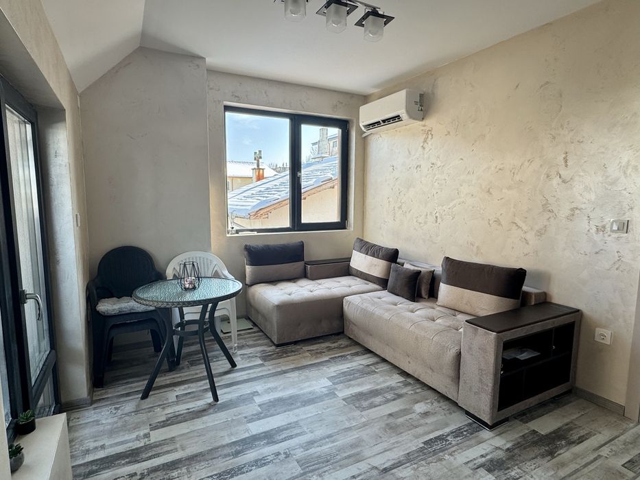 Продава се Тристаен апартамент в Търговище, Вароша - 77 кв.м за 806 €/кв.м - Снимка #1