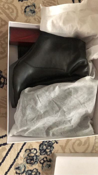 ботинка с каблуком 36 размер