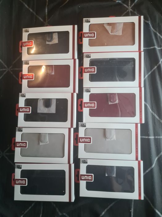 Lot 80+ huse Iphone noi sigilate