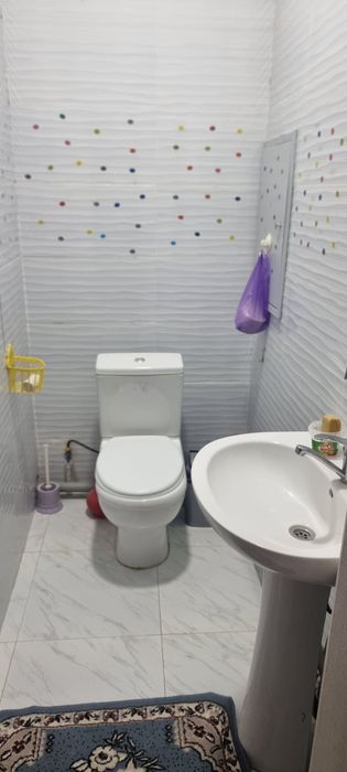 Ijaraga Kvartira bor.  Ayol qizlarni qoyamiz.