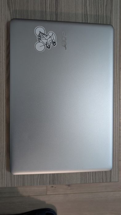 Laptop Acer Swift 3 + ssd extern 2tb