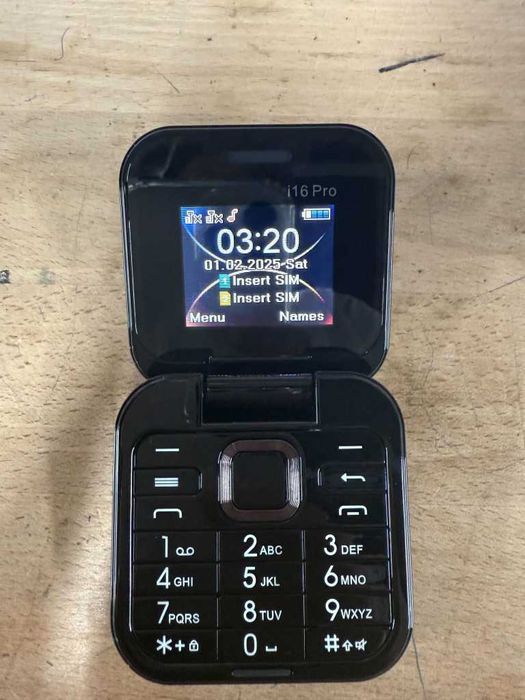 Сгъваем мобилен телефон i16 Pro–2 SIM,камера,фенерче, FM радио-Цветове