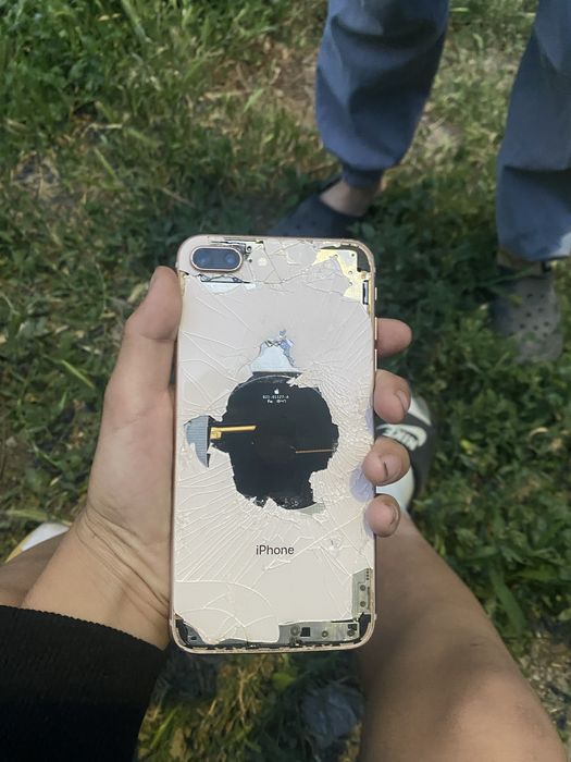 Айфон 8 + нахаду бәрі жасайды
