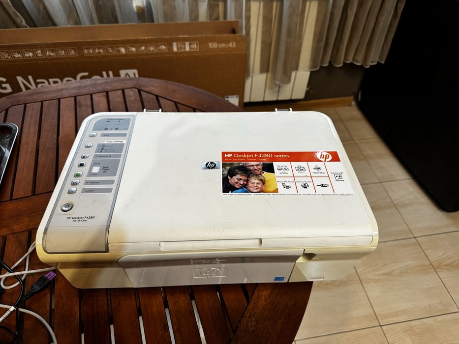 HP Deskjet F4280 3 в1