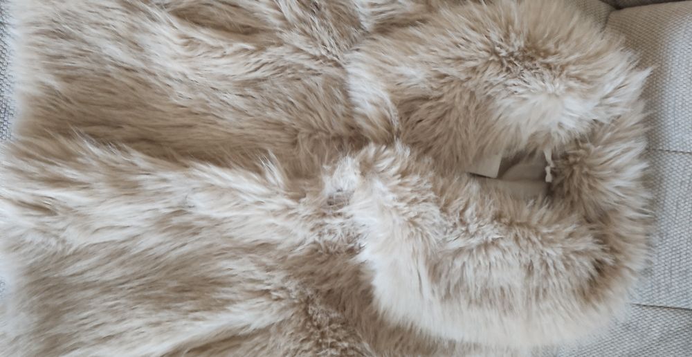 Палто от еко косъм