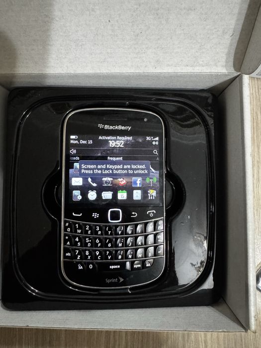 Blackberry 9930 ideal