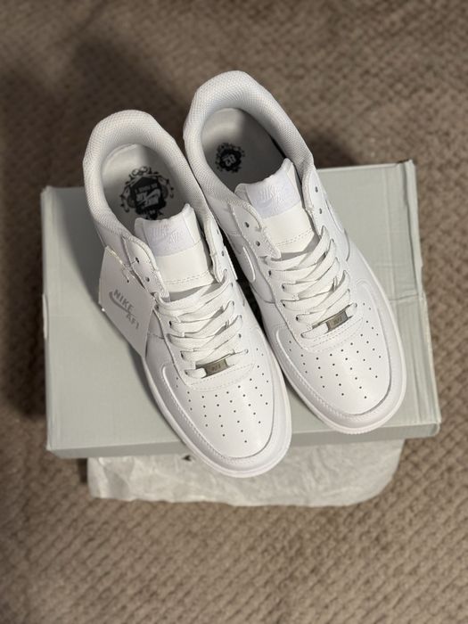 Nike Air Force 1 '07 (Triple White)