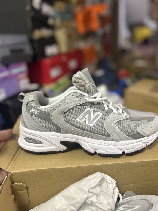 Vand adidasi new balance