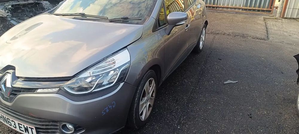 Dezmembrari / Dezmembrez Renault Clio 4 1.2 D4F (343) cutie viteze manuală cod culoare TEKNG