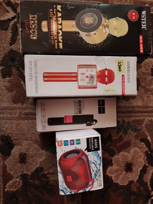 Наушники и детские часы