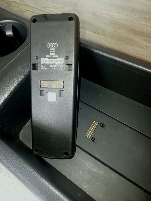 Consolă centrală/cotieră Audi A5 /A4 B8
