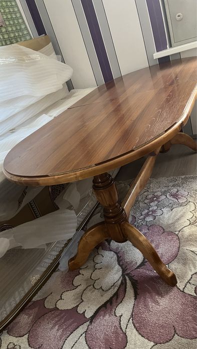 Стол  овальный раскладывается