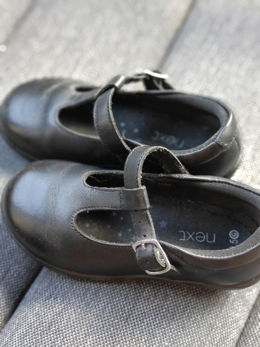 Balerini Clarks din piele naturală – mărimea 9.5 (aprox. 27 EU)