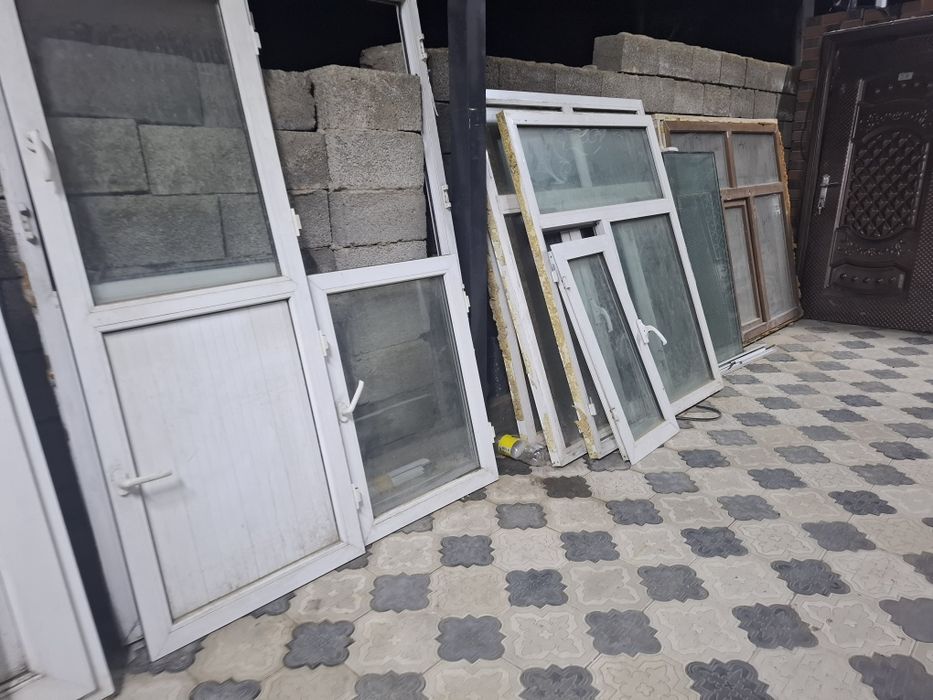 Пластик терезелер сатылады