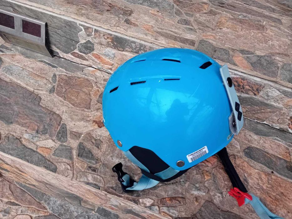 Каска за ски и сноуборд