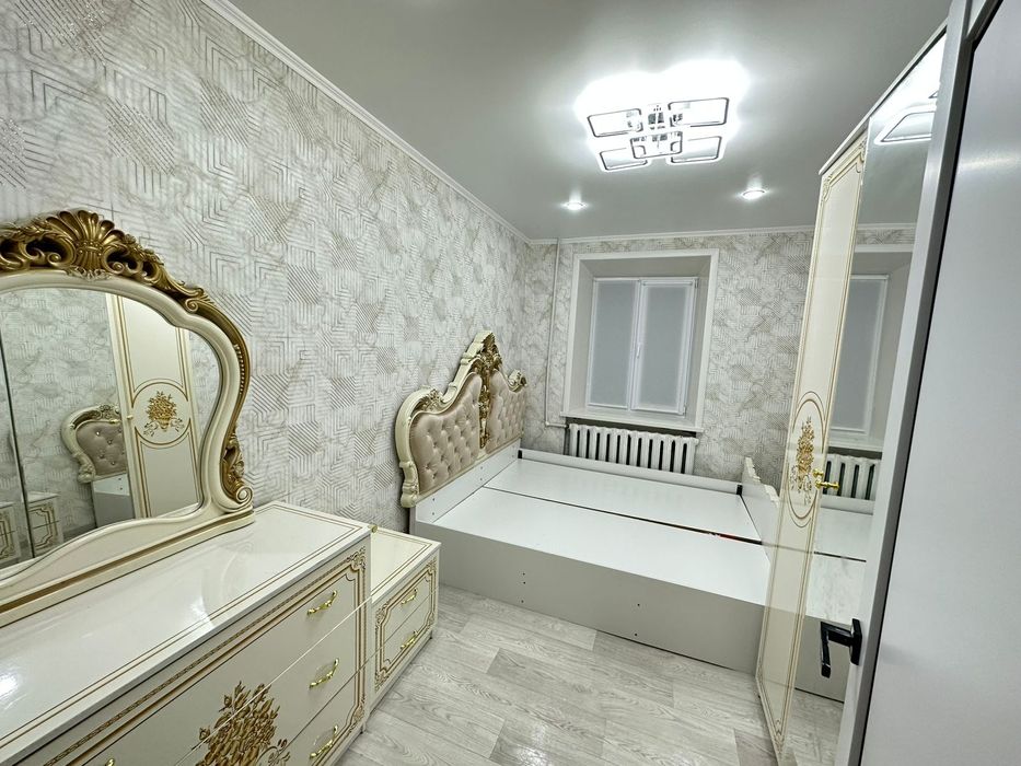 Продам спальный гарнитур б/у