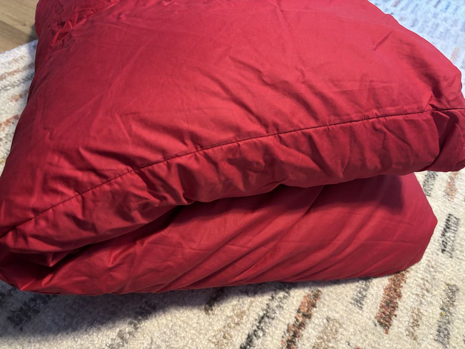 Продавам топла олекотена завивка с пълнеж от гъши пух 180 х 135 см