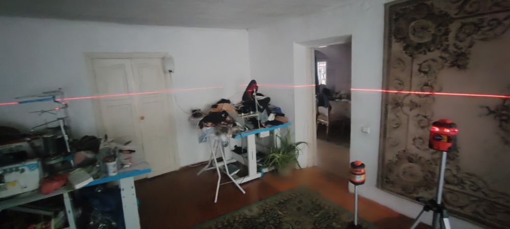 Продам Лазерные Уровни Black Decker lzr4