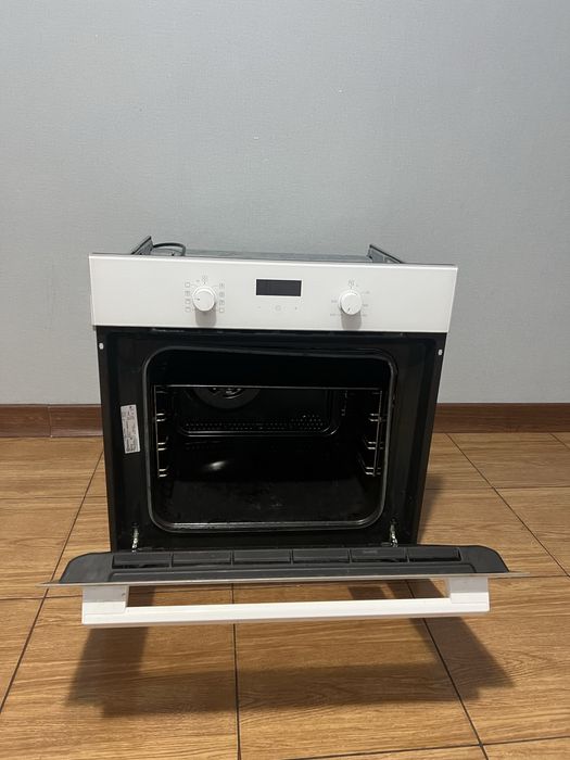 Встраиваемая духовка Electrolux