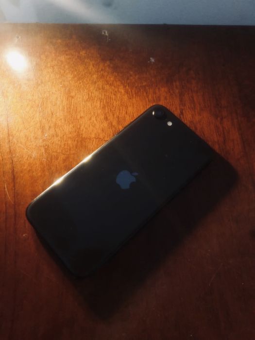 iPhone SE 2020 64GB