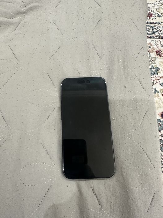 Iphone 15 в идевле 88 акб