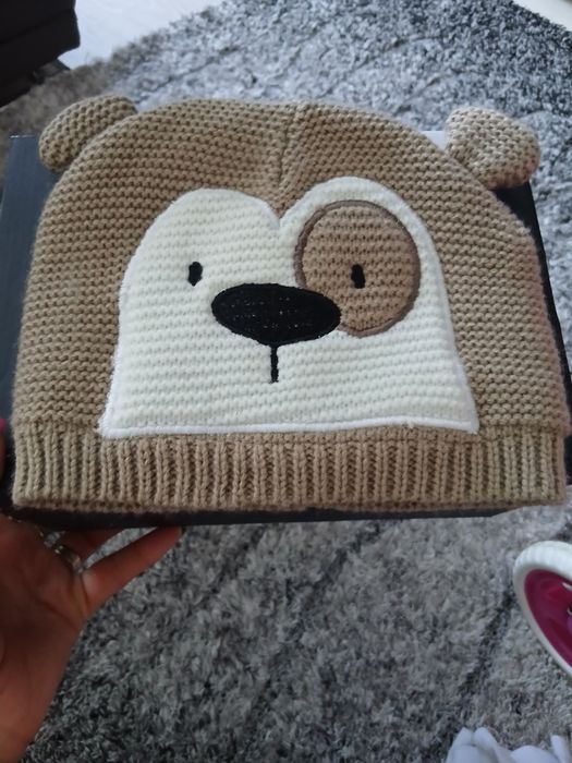 Căciulă  copii unisex .pret 10 lei