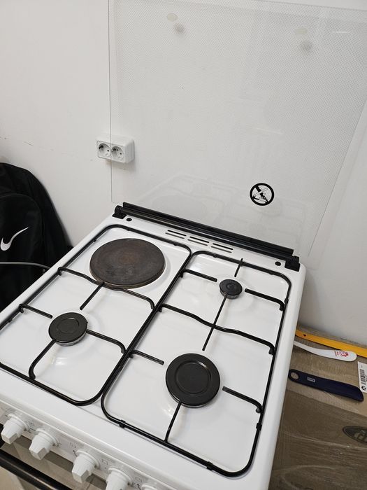 Продам плиту почти новая