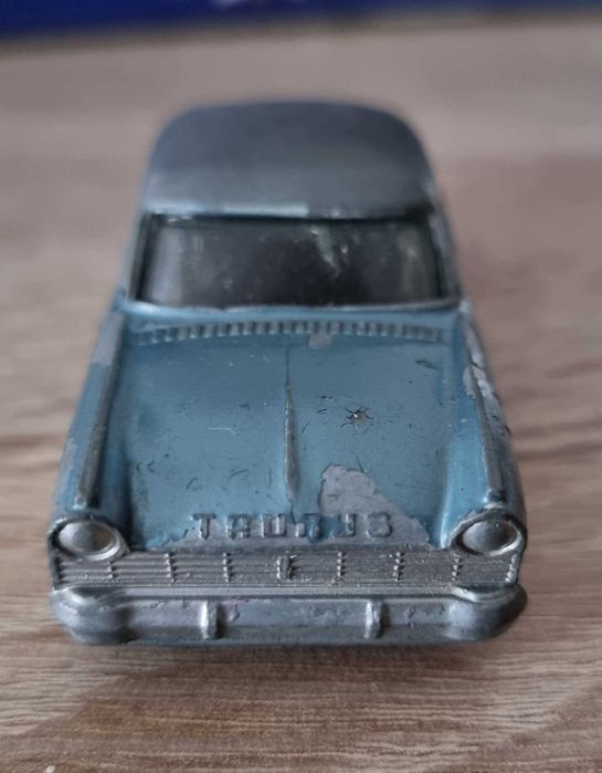 Se vinde macheta Ford Taunus Gama model