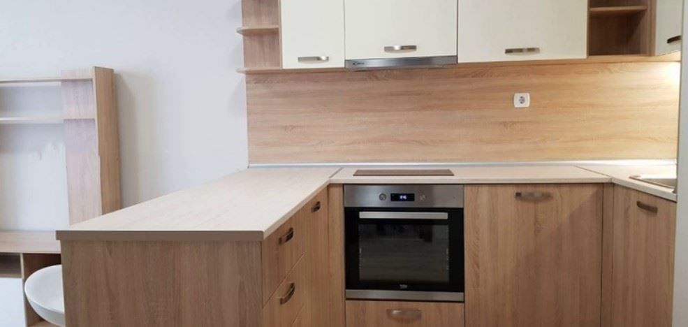 Дава се под наем Двустаен апартамент в София, Младост 2 - 50 кв.м за 567.12 € - Снимка #2