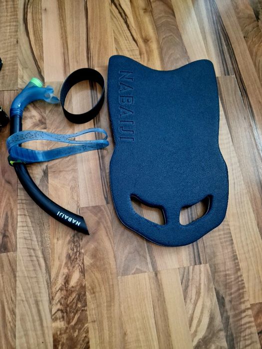 Labe, pluta, tub si plutitor inot