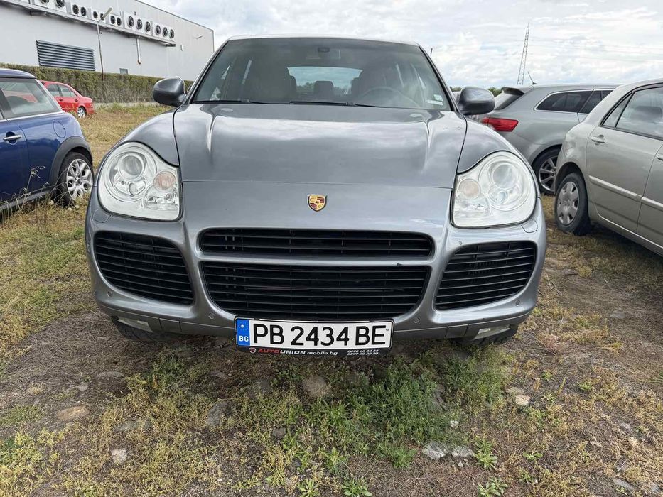 Porsche Cayenne 4500 turbo