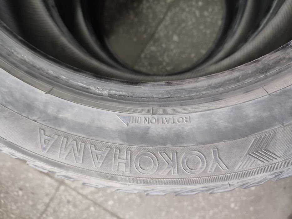 Продам Шины бу Yokohama 235,55,18