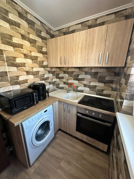 Vând garsonieră str Republicii nr 312