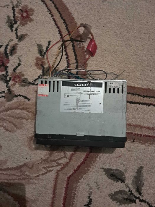 Продаётся мафон магнитол