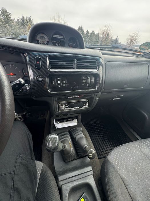 Mitsubishi L200 – 2003 | 2.5 Diesel | Autoutilitară | Negru mat