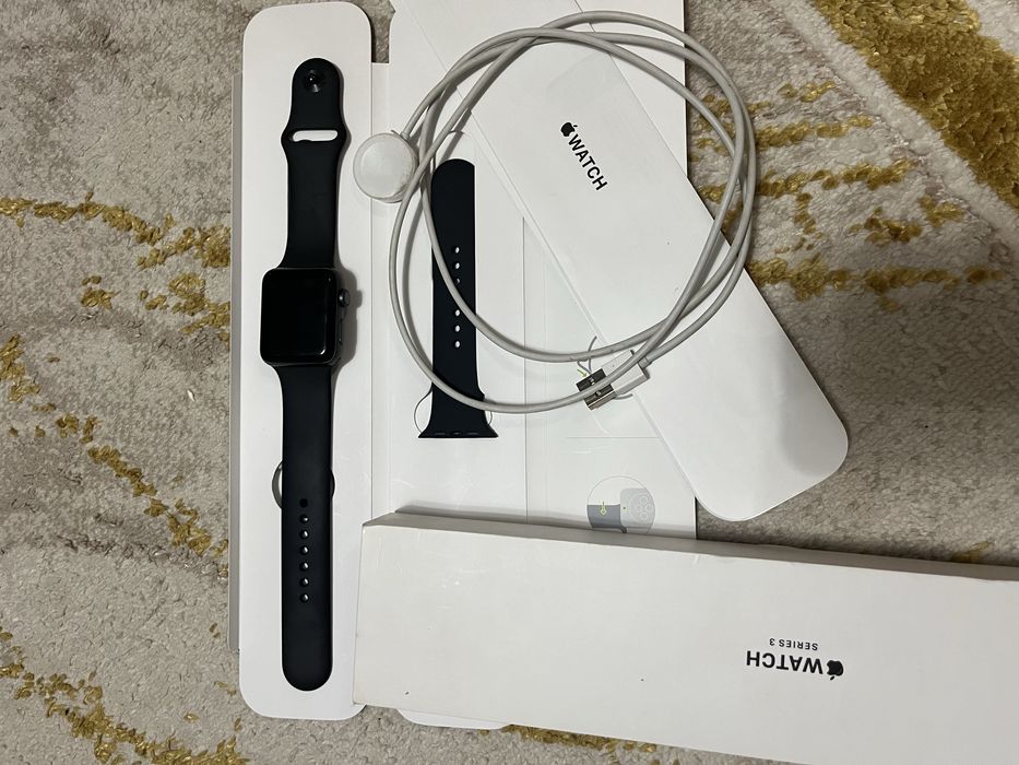 Часы Apple watch 3