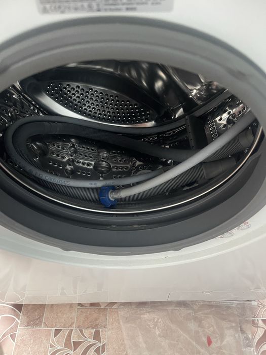 Продам стиральную машинку LG