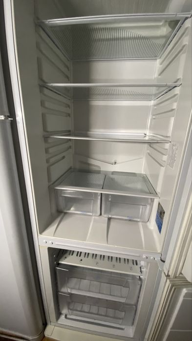 Холодильник Indesit (Индезит)