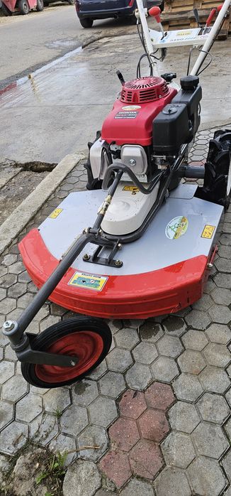 Tocator profesional resturi vegetale,distrugător vegetație honda