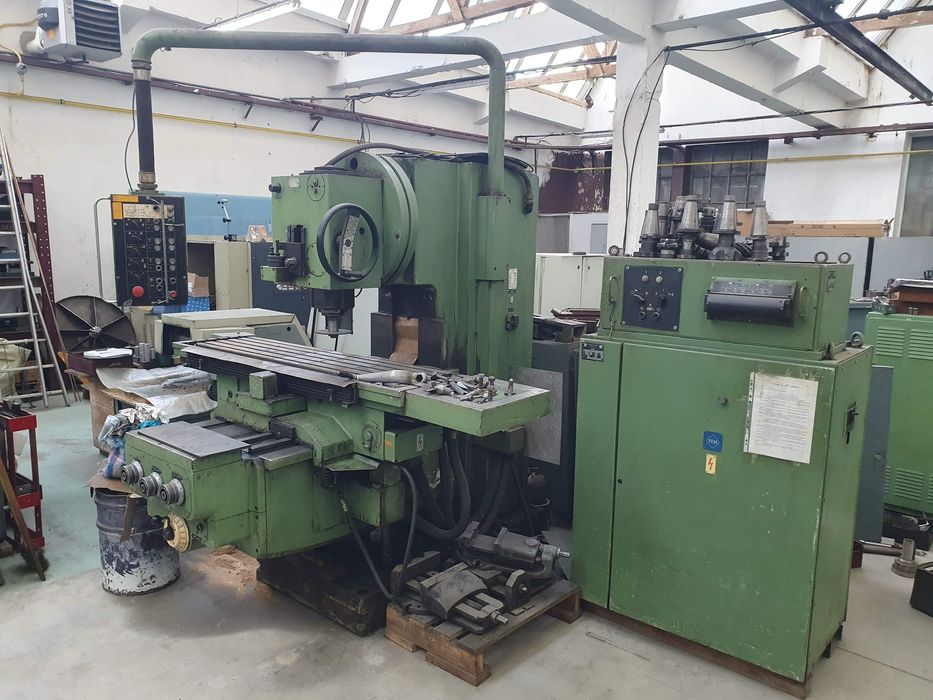 Универсална фреза "Fritz Heckert"