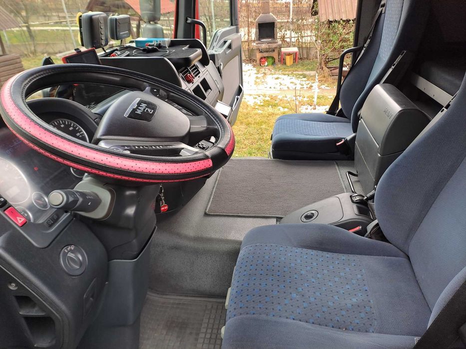 Transportor auto 4 pozitii MAN TGL 8.240