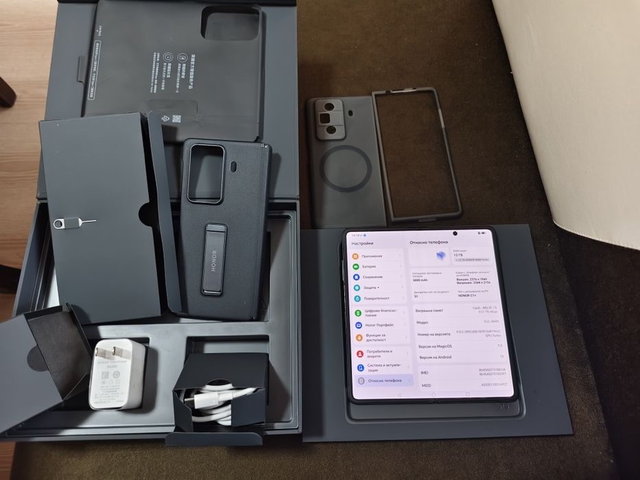 Honor Magic Vs3 12/512Gb като нов