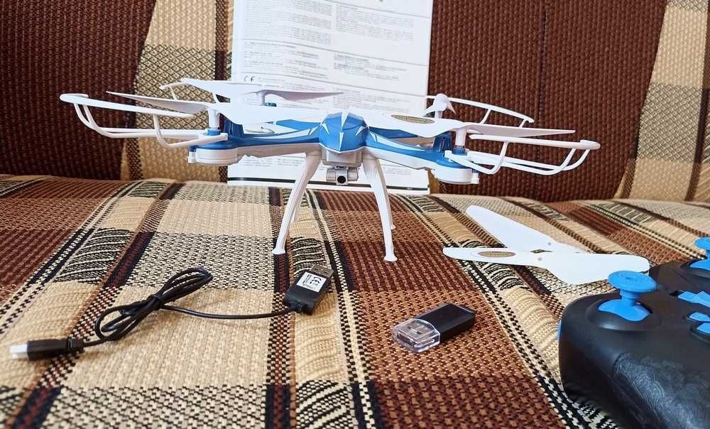 Drona jucarie cu telecomanda Jamara de 30 cm