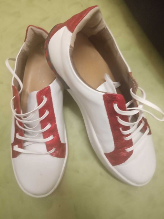 Дамски маратонки