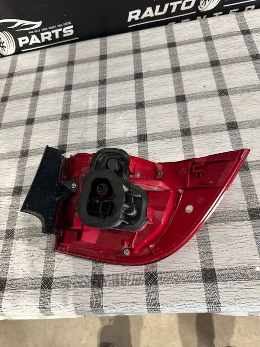 Stop lampa dreapta Volkswagen Touareg 7P Led 2010/2011/2012/2013/2014