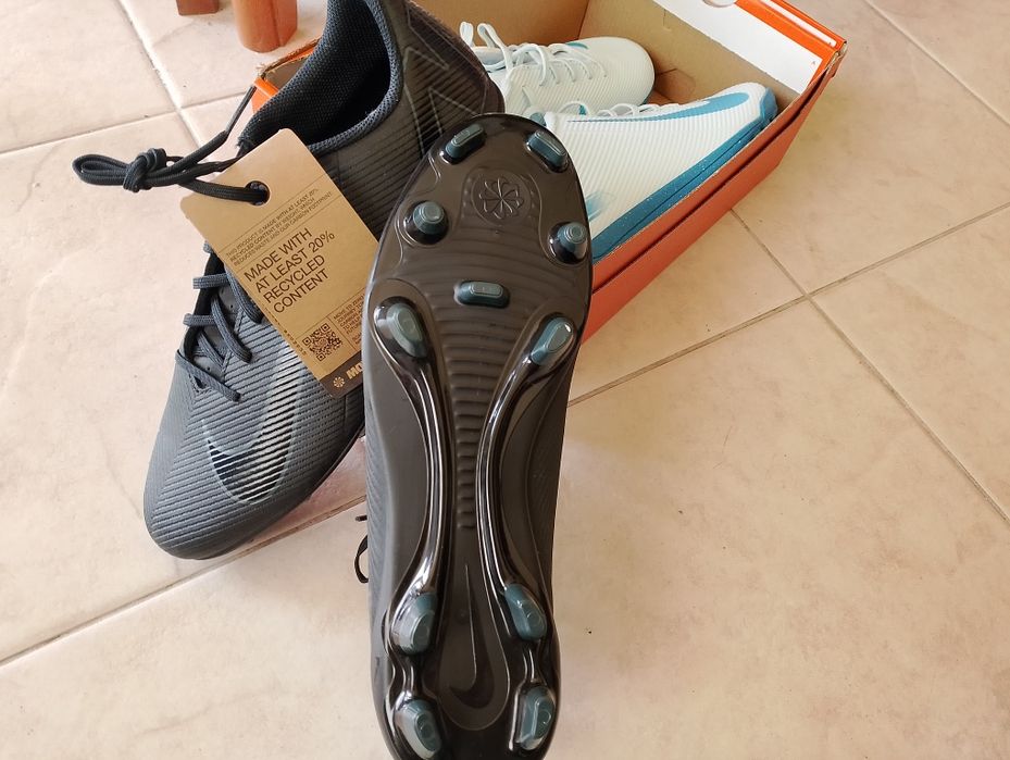 Футболни обувки  Nike Mercurial  Air Zoom Vapor 16 .чисто нови Номера