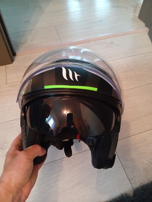 Vând 3 căști Moto! Shoe , Mt Helmet și Nox