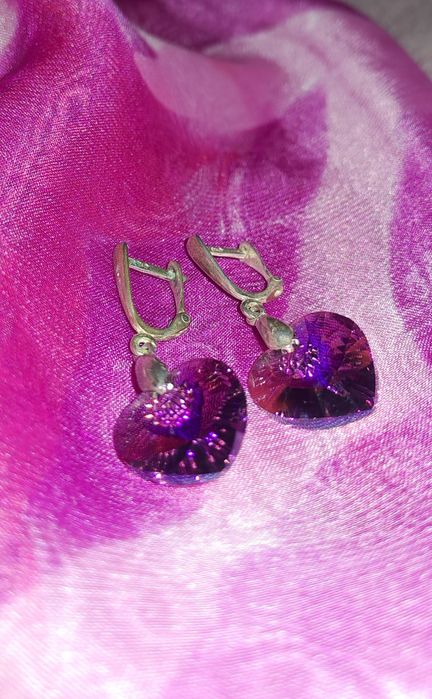 Сребърни обеци висящи сърца